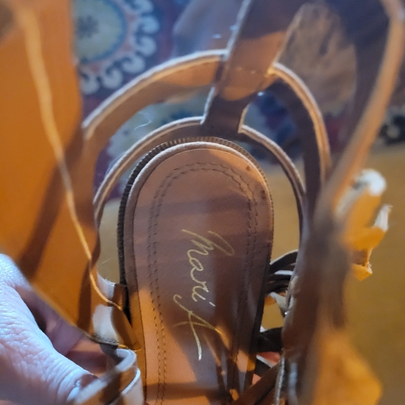 BOHEMIAN FRINGE SANDAL 8 - Picture 4 of 5